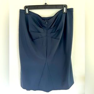 BCBG Maxazria Navy Suit Skirt with rouched backside. Size 12